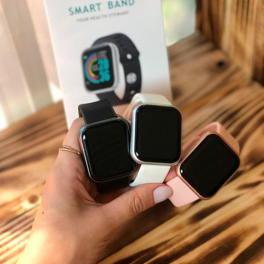Smartwatch Y68 Colores fondo natural